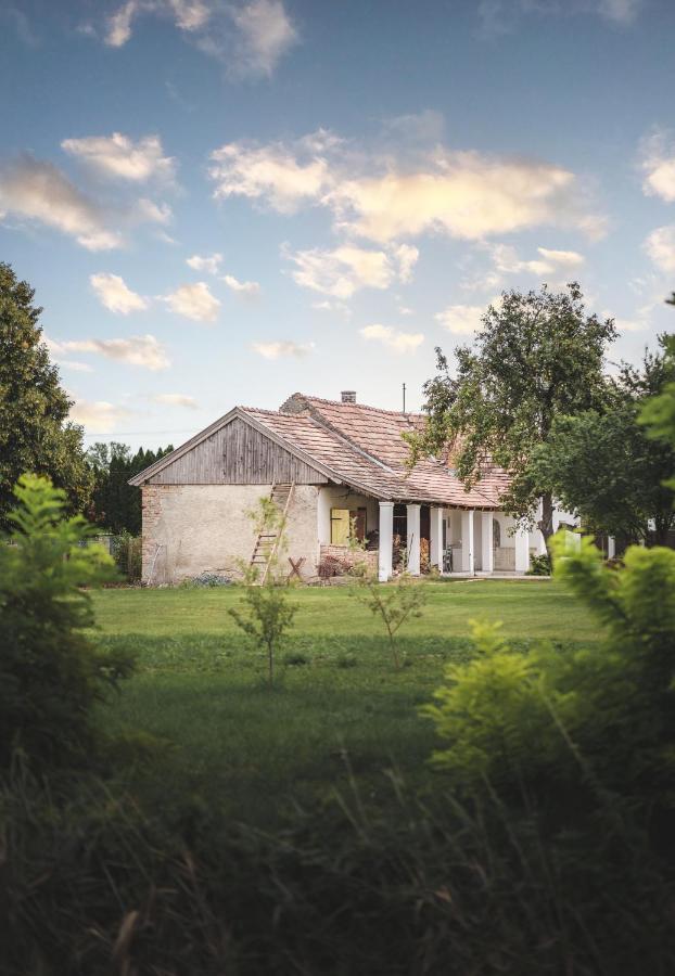 Nalunk, Videken - Cottage 54 Asvanyraro Buitenkant foto