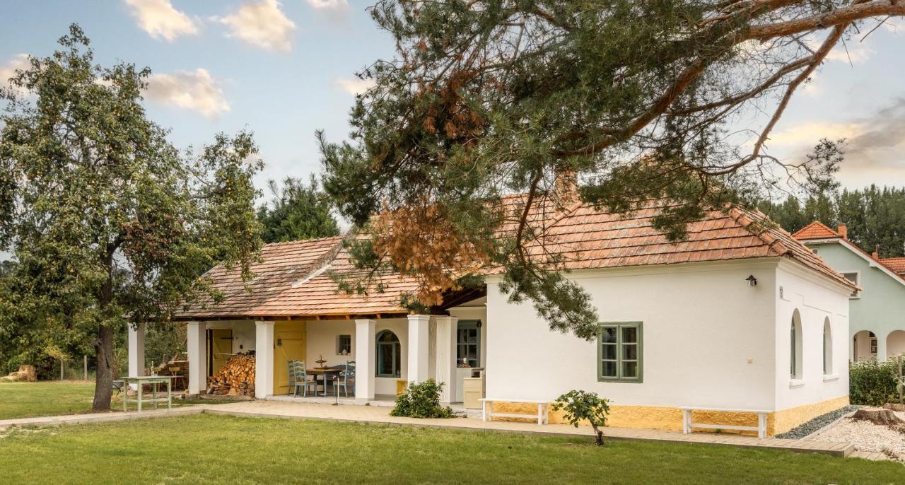 Nalunk, Videken - Cottage 54 Asvanyraro Buitenkant foto